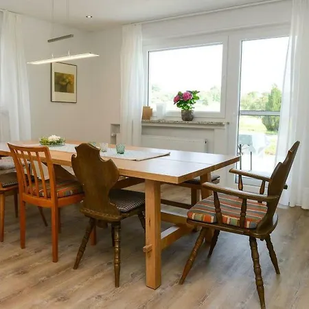 Semesterbostad Ferienhaus Angergut